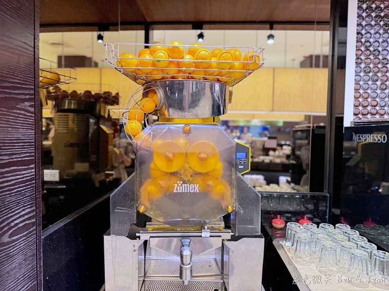 宜蘭吃到飽！蘭城百匯自助餐廳3.5小時吃到飽，帝王蟹、天使紅蝦、烤鴨無限吃。