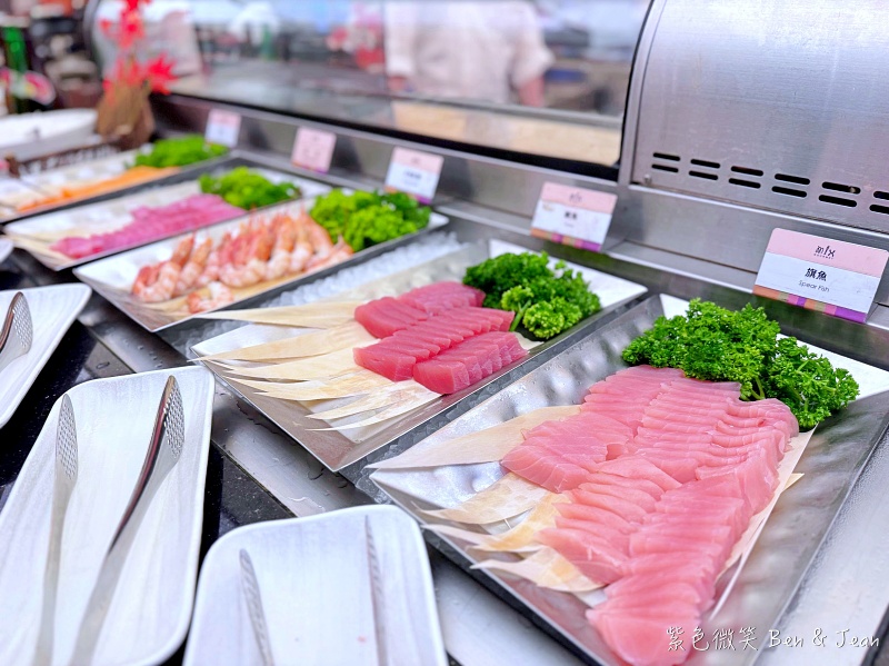 宜蘭吃到飽！蘭城百匯自助餐廳3.5小時吃到飽，帝王蟹、天使紅蝦、烤鴨無限吃。