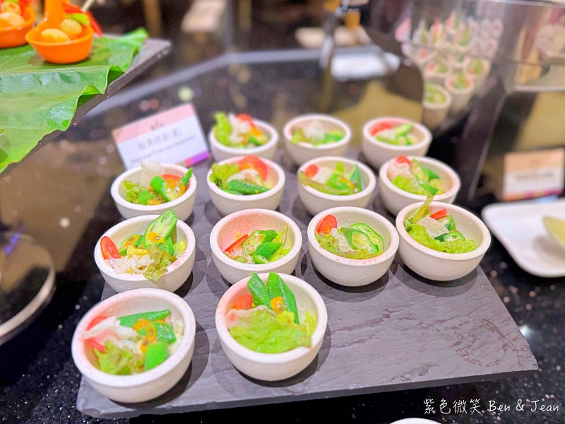 宜蘭吃到飽！蘭城百匯自助餐廳3.5小時吃到飽，帝王蟹、天使紅蝦、烤鴨無限吃。