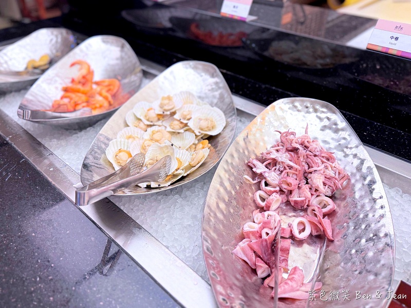 宜蘭吃到飽！蘭城百匯自助餐廳3.5小時吃到飽，帝王蟹、天使紅蝦、烤鴨無限吃。