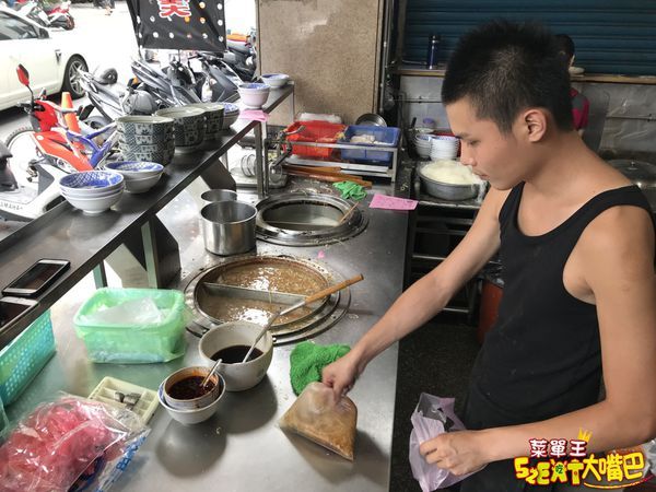 宜蘭市美食肉羹》傳承蒜味肉羹菜單價位大公開！在地人的老口味特色肉羹～推薦蒜味肉羹、肉羹麵、肉羹米粉。