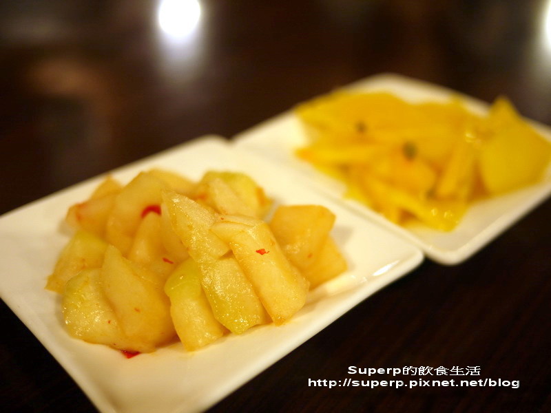 [餐廳食記]台北東區的何首烏皇帝雞之滋補好雞湯