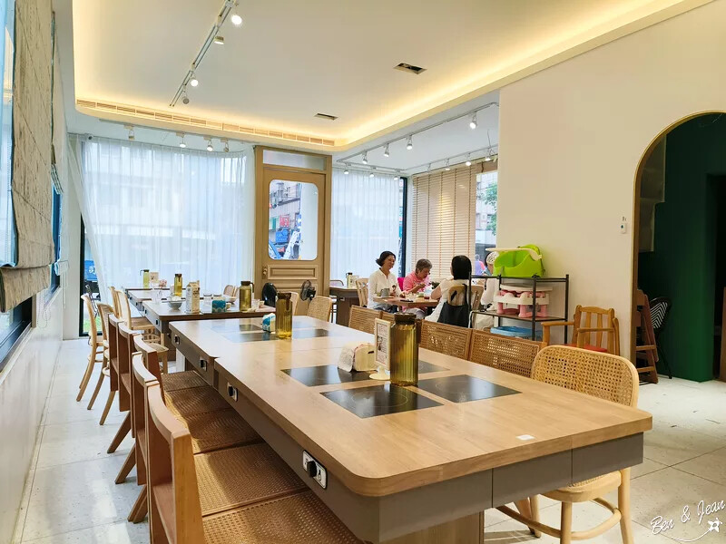 宜蘭縣羅東鎮茶宴》古色古香的中國風餐廳，正餐、點心、吃飯聊天都適合