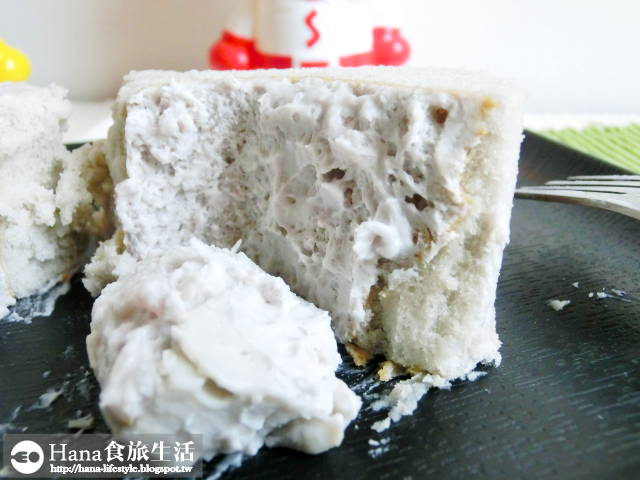 奕順軒 鮮芋奶凍捲 | 宜蘭人氣拌手禮 團購美食 吃的到芋頭顆粒 濃郁奶香氣 蛋糕體和奶凍一起入口十分協調