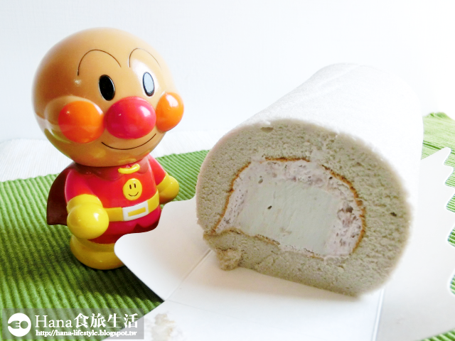 奕順軒 鮮芋奶凍捲 | 宜蘭人氣拌手禮 團購美食 吃的到芋頭顆粒 濃郁奶香氣 蛋糕體和奶凍一起入口十分協調