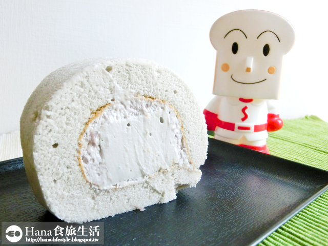 奕順軒 鮮芋奶凍捲 | 宜蘭人氣拌手禮 團購美食 吃的到芋頭顆粒 濃郁奶香氣 蛋糕體和奶凍一起入口十分協調