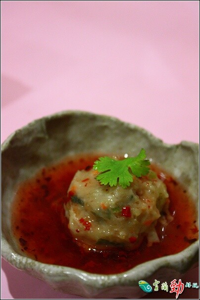 滷肉飯吃到飽！羅東必吃「客人城」無菜單料理，古早味美食吃回阿嬤的廚房。