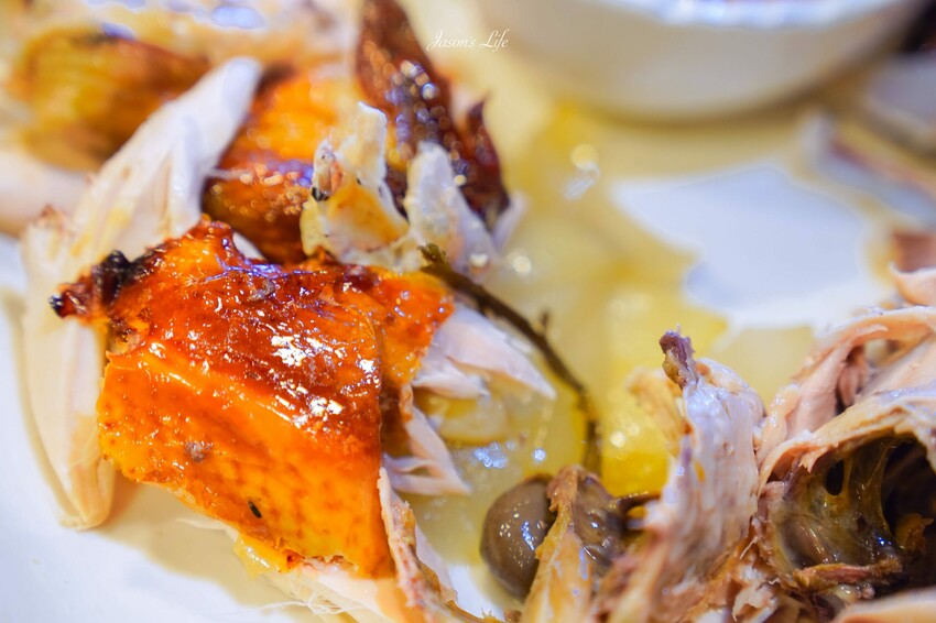 【宜蘭蘇澳│美食】番割田甕缸雞。蘇澳甕仔雞美食推薦,皮脆多汁,西魯肉特色菜,超推薦