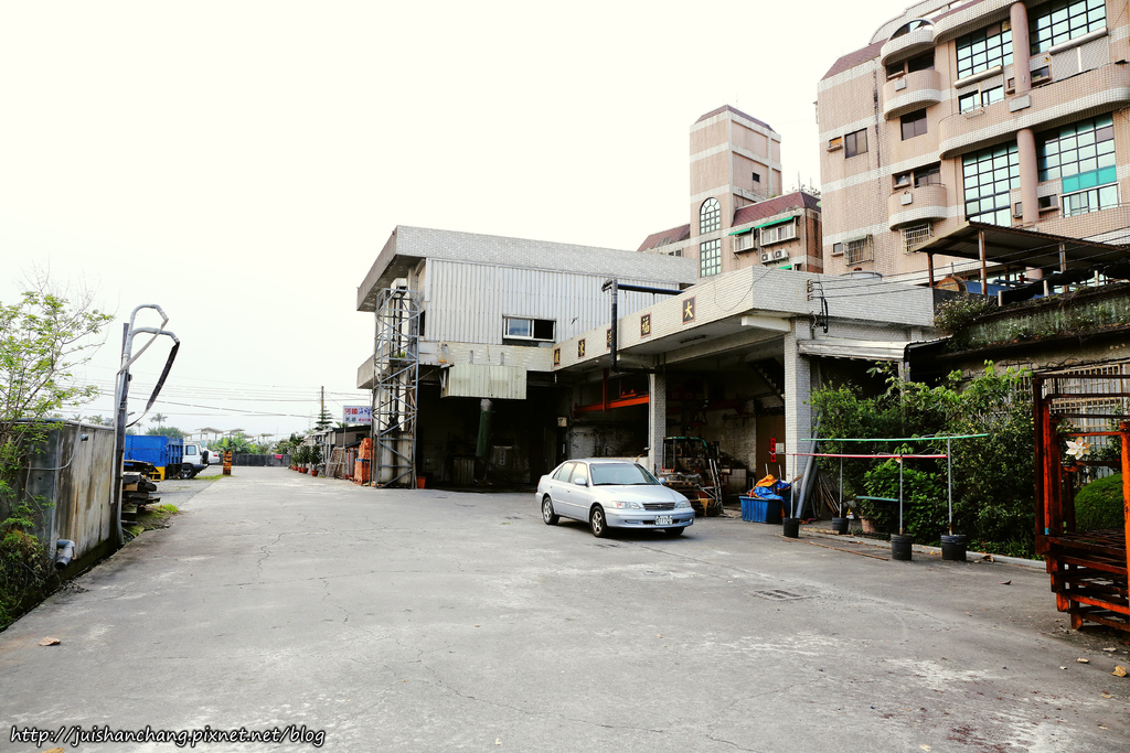 【食║宜蘭】壯圍阿國海鮮～令人意想不到藏在倉庫裡的美食，終於吃到傳說中的海鮮，果然是尚青啦！！！