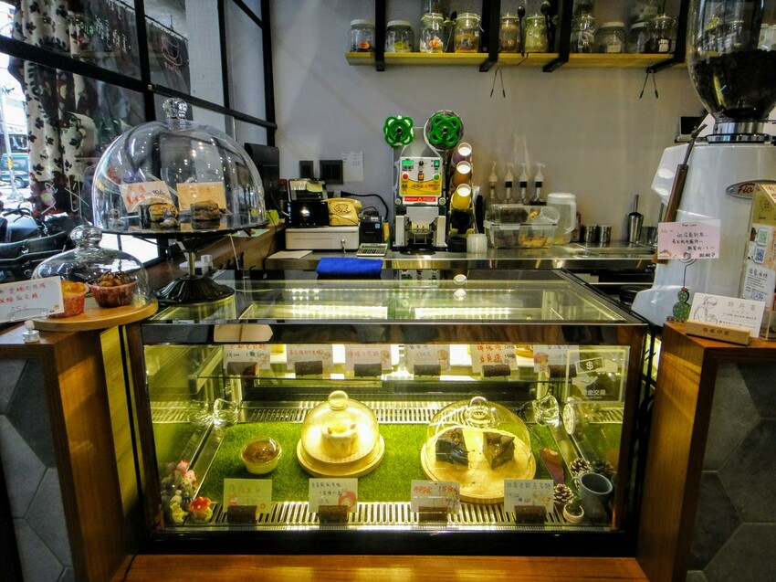 【美食】「斯丹蔓cafe」三重咖啡廳推薦,三重純手工甜點蛋糕、三重下午茶推薦 (附菜單)