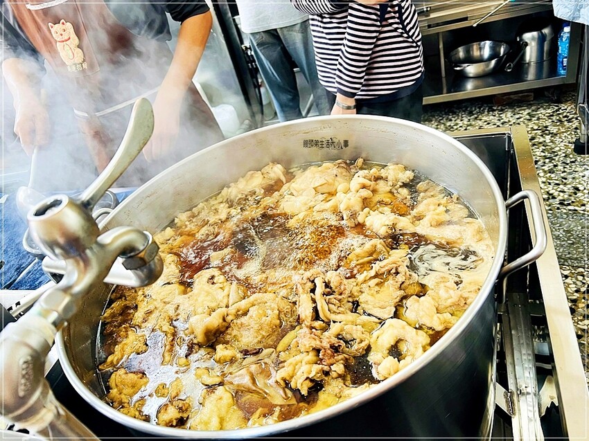 台南市佳里區台南必訪！萬林牛肉湯：白飯免費，超人氣牛肉湯美食