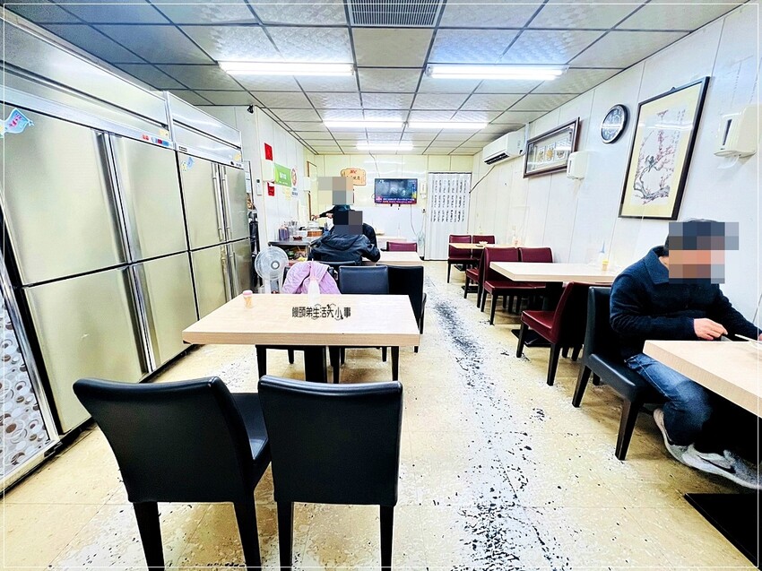 台南市佳里區台南必訪！萬林牛肉湯：白飯免費，超人氣牛肉湯美食