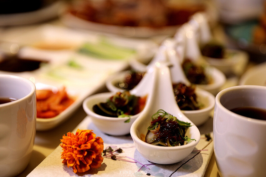 港點&烤鴨控必收!現烤出爐桌邊片皮鴨 鮮美海鮮料理、經典港式點心