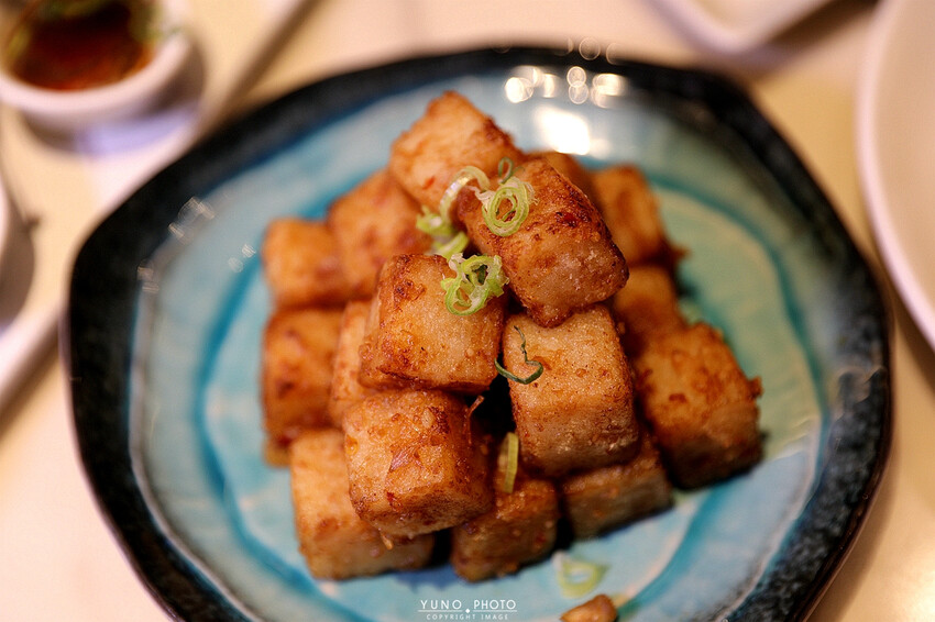 港點&烤鴨控必收!現烤出爐桌邊片皮鴨 鮮美海鮮料理、經典港式點心