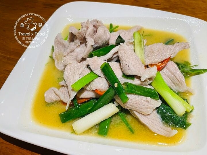 坪林百年老宅餐廳，幸福小廚｜提供環境舒適的自助泡茶區與在地特色佳餚，記得來杯茶香冰淇淋！ @魚兒 x 牽手明太子的「視」界旅行