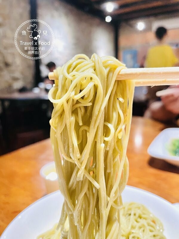 坪林百年老宅餐廳，幸福小廚｜提供環境舒適的自助泡茶區與在地特色佳餚，記得來杯茶香冰淇淋！ @魚兒 x 牽手明太子的「視」界旅行