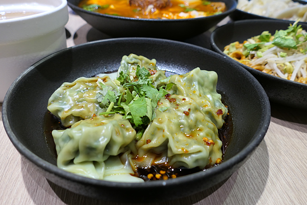 【台北中山區美食】芳珍蔬食 x 八方雲集蔬食新品牌，顛覆素食