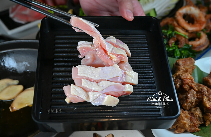 台中火鍋推薦,獨特爆炒台式鹹香湯頭,個人鍋299元起就有蔬食自助吧