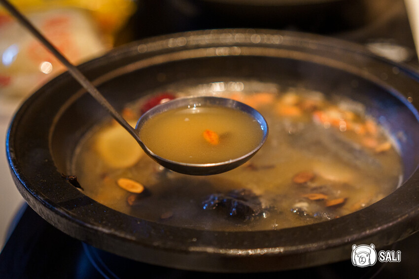 狂一鍋 台中漢口店|超人氣排隊名店,最潮必吃台式火鍋,還有自助吧吃到飽