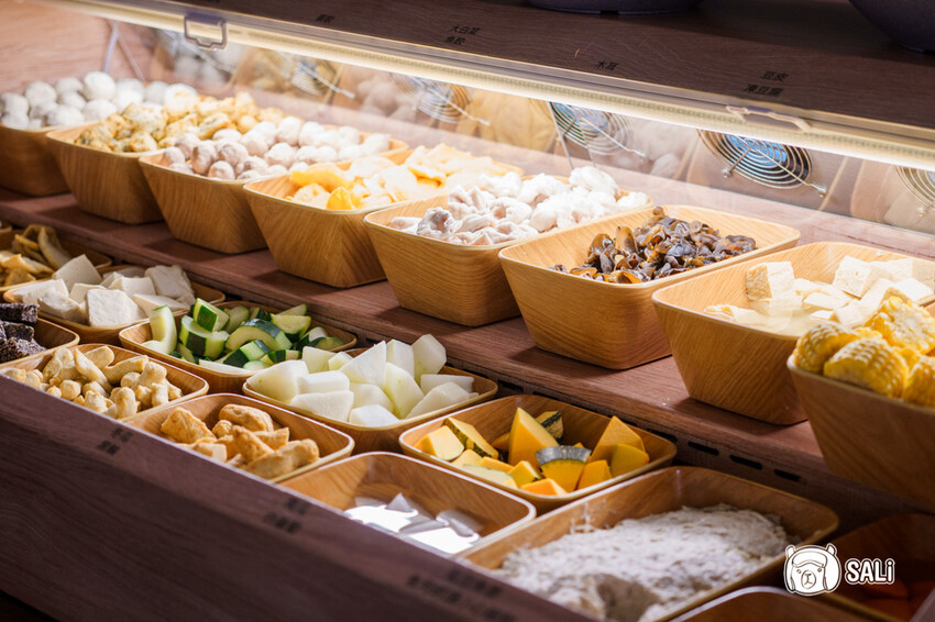 狂一鍋 台中漢口店|超人氣排隊名店,最潮必吃台式火鍋,還有自助吧吃到飽