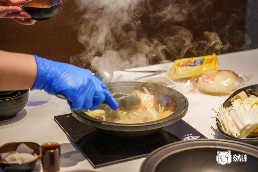狂一鍋 台中漢口店|超人氣排隊名店,最潮必吃台式火鍋,還有自助吧吃到飽
