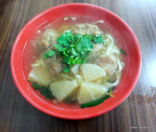 南港美食「二姐麵店」(Short Rib Crispy Noodles & light dishes store), Taipei, Taiwan, SJKen, Jan 16, 2022.