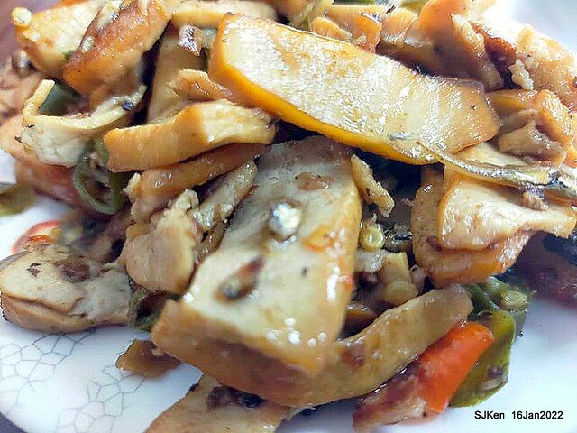 南港美食「二姐麵店」(Short Rib Crispy Noodles & light dishes store), Taipei, Taiwan, SJKen, Jan 16, 2022.