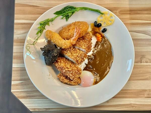 LINE_ALBUM_202263 _3_220604_8.jpg