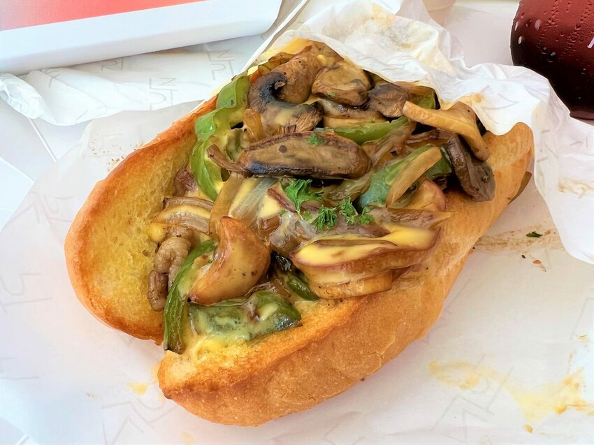 LZPT Eatery｜新內湖網美必拍仙人掌咖啡廳！一秒飛到南加州最新拍照打卡聖地！內湖咖啡廳推薦、台北咖啡廳推薦、內湖早午餐推薦、台北早午餐推薦 - 佛系旅遊筆記