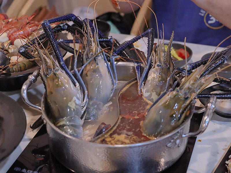 新竹湖口 印in麻辣鍋放題 | 眼斑、青龍、波士頓龍蝦吃到飽,再送10倍大的斯里蘭卡帝王長臂蝦