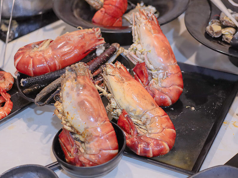 新竹湖口 印in麻辣鍋放題 | 眼斑、青龍、波士頓龍蝦吃到飽,再送10倍大的斯里蘭卡帝王長臂蝦