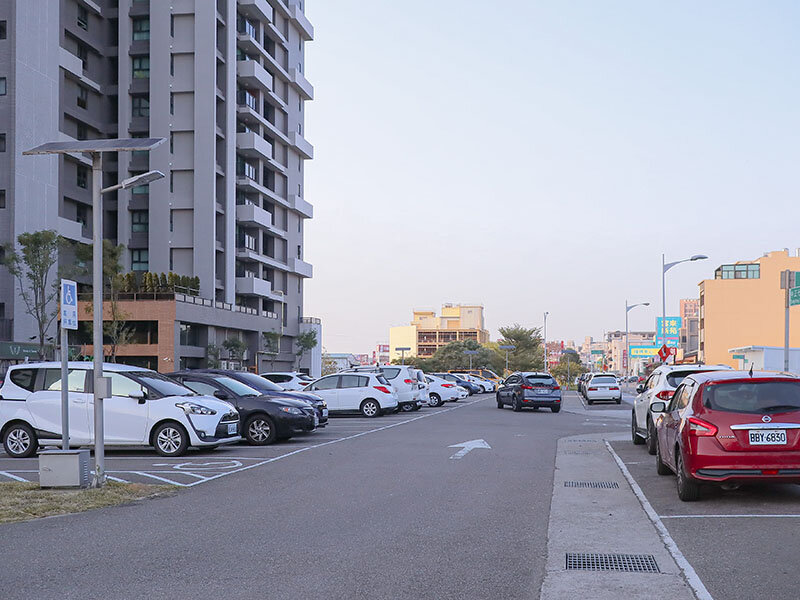 新竹湖口 印in麻辣鍋放題 | 眼斑、青龍、波士頓龍蝦吃到飽,再送10倍大的斯里蘭卡帝王長臂蝦