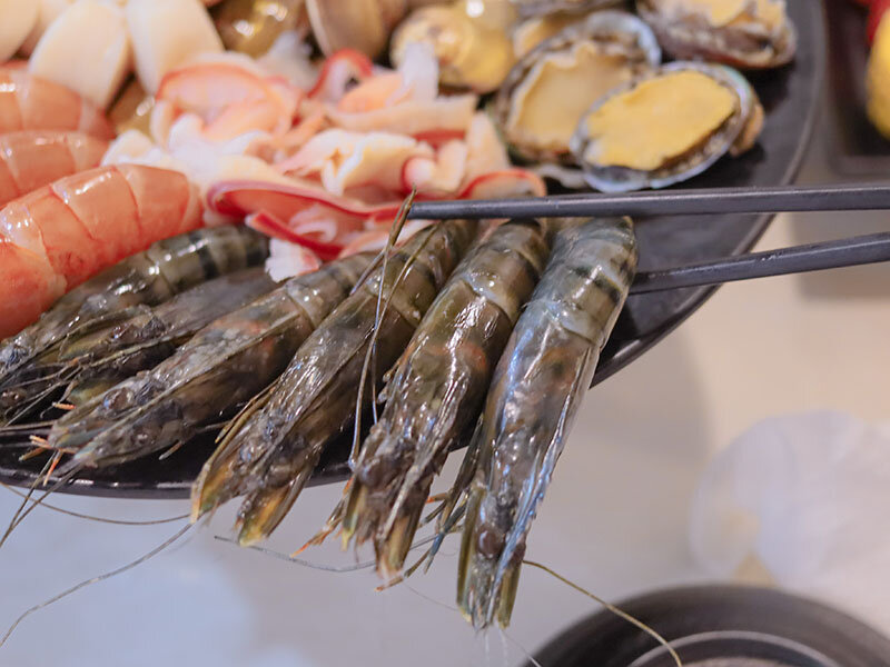 新竹湖口 印in麻辣鍋放題 | 眼斑、青龍、波士頓龍蝦吃到飽,再送10倍大的斯里蘭卡帝王長臂蝦