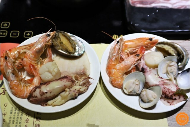 雲林聚餐│斗六必吃精緻海鮮火鍋：火鍋世家 獨家特色湯底、超澎派痛風蝦、奢華海陸套餐爽爽吃！