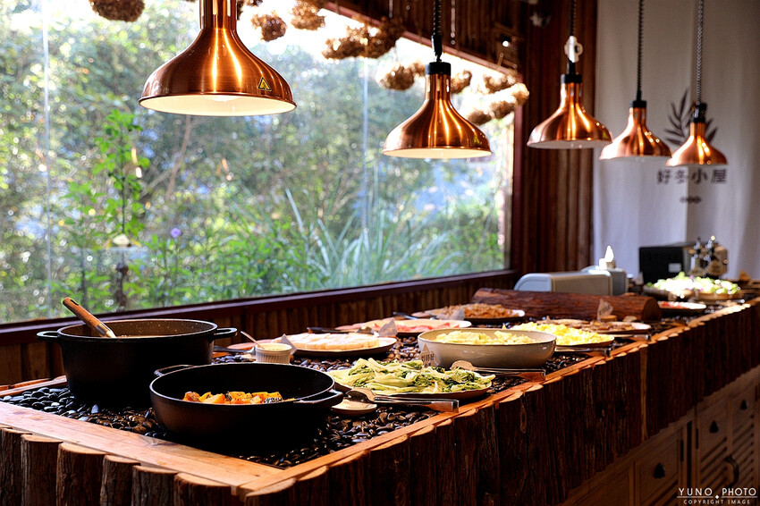 雲海山嵐環抱宛如人間仙境 白蘭部落超美秘境！高海拔森林系豪華露營 一泊二食｜蟬說：霧繞(新竹豪華露營推