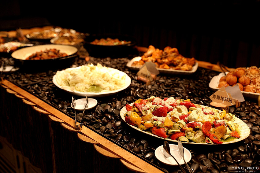 雲海山嵐環抱宛如人間仙境 白蘭部落超美秘境！高海拔森林系豪華露營 一泊二食｜蟬說：霧繞(新竹豪華露營推