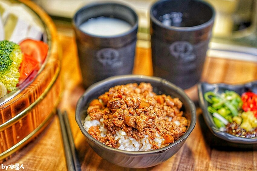 圓砌鴛鴦升降鍋物斗六店