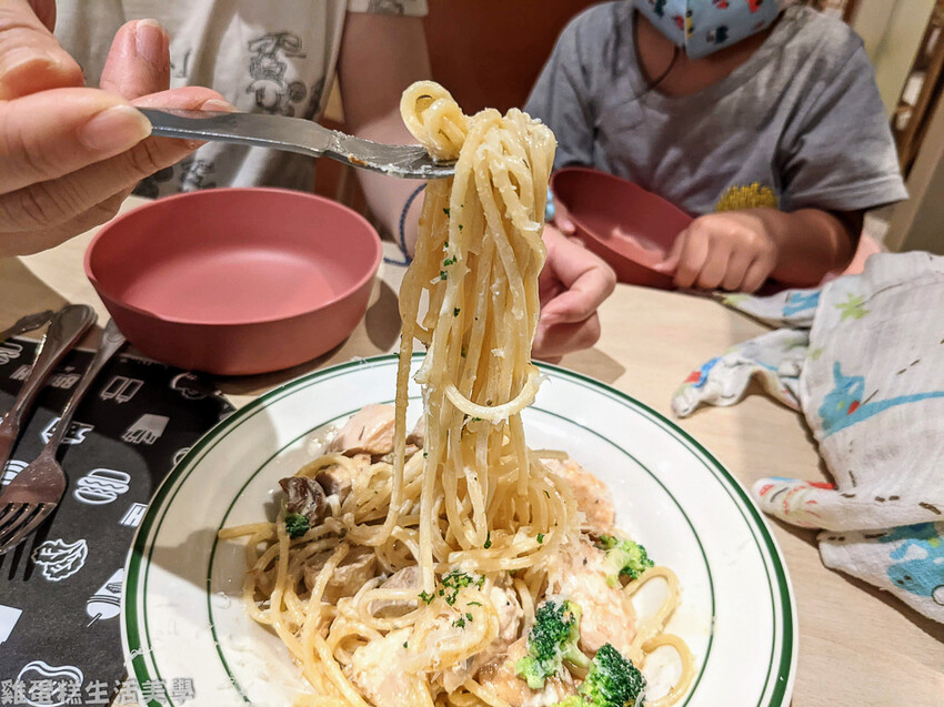 PXL_20220624_044551289.jpg PXL_20220624_044551289.jpg