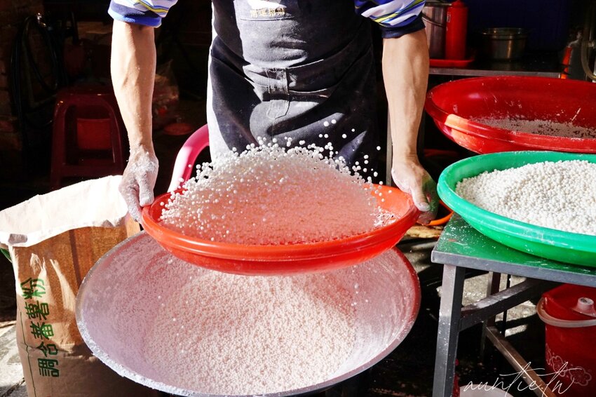 【新北】金山｜順德坊手工粉圓一店，咬到嘴痠的手工Q彈粉圓，金包里老街美食