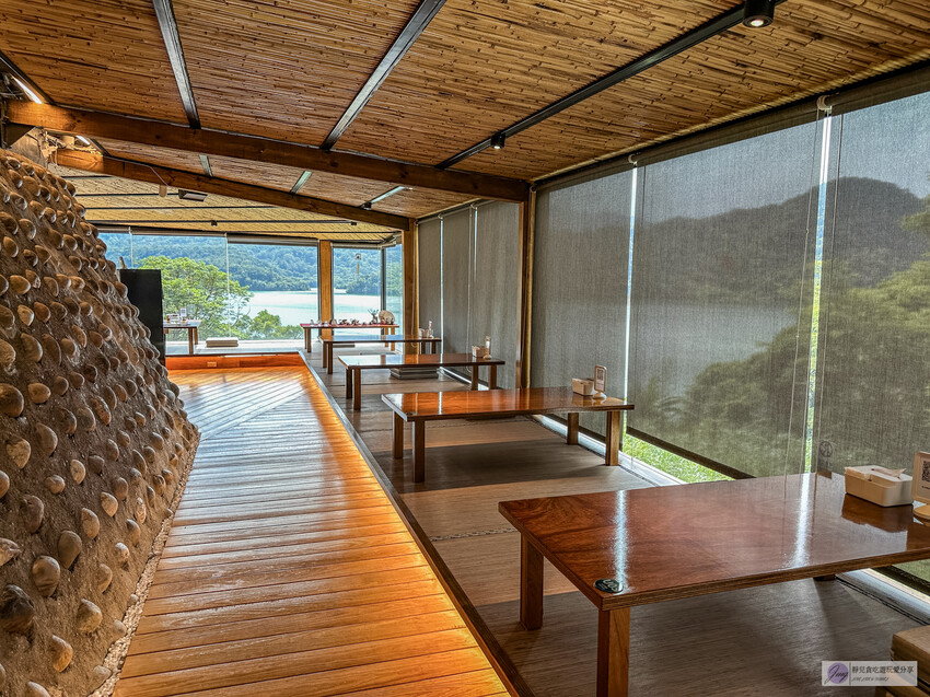 桃園環湖咖啡好食二館，絕美山湖景預約制，日式禪風美景拉麵超療癒。