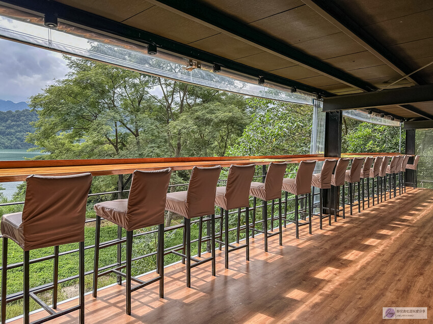 桃園環湖咖啡好食二館，絕美山湖景預約制，日式禪風美景拉麵超療癒。