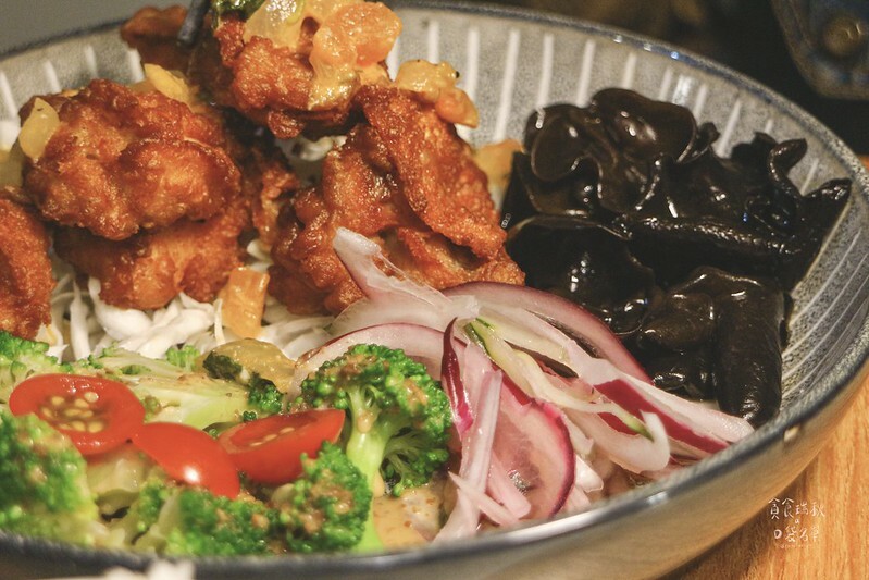 台中西區｜吃不到才會傷心！暖心暖胃好滋味、啤酒慢燉至軟嫩入口即化～獨特風味牛肉麵｜傷心餐飲企業