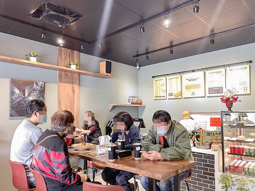 IMG_7927.jpg IMG_7927.jpg