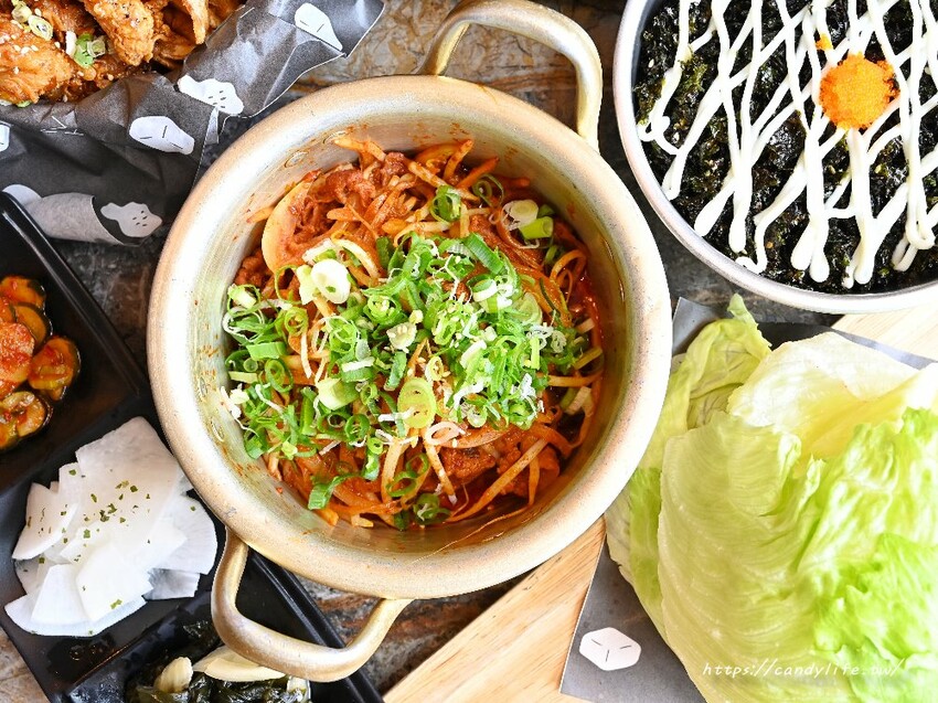 KATZ 卡司韓藝料理|美術園道人氣美食,結合工業風設計的創意韓式料理,餐點多樣化,還有多人分享餐~