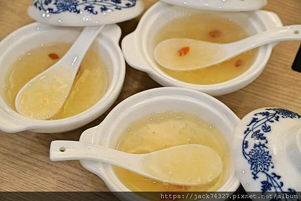 {台中美食}台中西區火鍋推薦「丹閎鍋」,李千娜兄妹合力打造傳