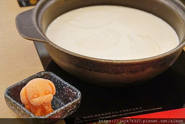 {台中美食}台中西區火鍋推薦「丹閎鍋」,李千娜兄妹合力打造傳