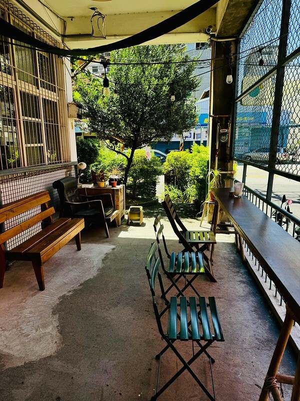 桃園市桃園區桃園｜老宅文青冰店～たまたま慢食堂，意外的熱門，意外的美味。(桃園美食/桃園老宅日式冰店）