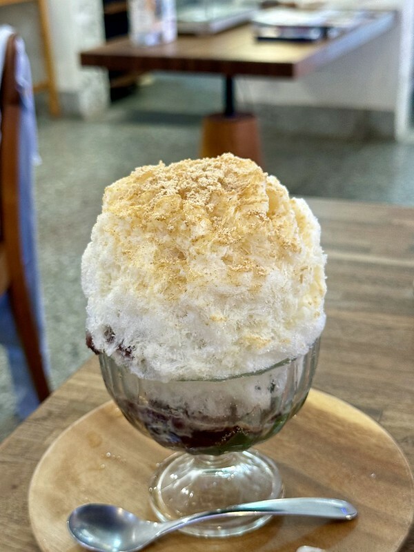 桃園市桃園區桃園｜老宅文青冰店～たまたま慢食堂，意外的熱門，意外的美味。(桃園美食/桃園老宅日式冰店）