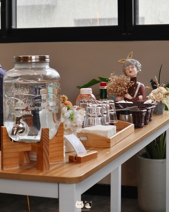 高雄左營餐廳|癒見好食．招牌手打漢堡肉所推出一系列餐點! 交通方便近巨蛋捷運站、寵物友善空間可帶自家毛小孩一同前往~