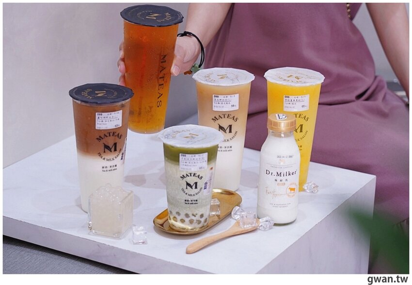 超霸氣!整瓶Dr.milker倒進去,好喝的鮮奶茶喝過就回不去